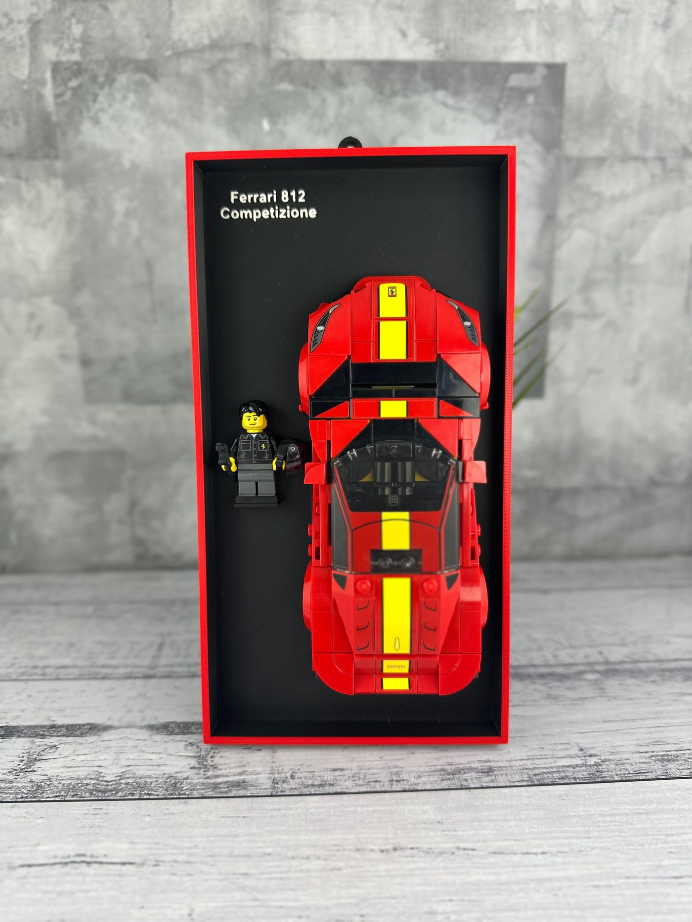Ramka 3D Ferrari 812 Competizione z minifigurką